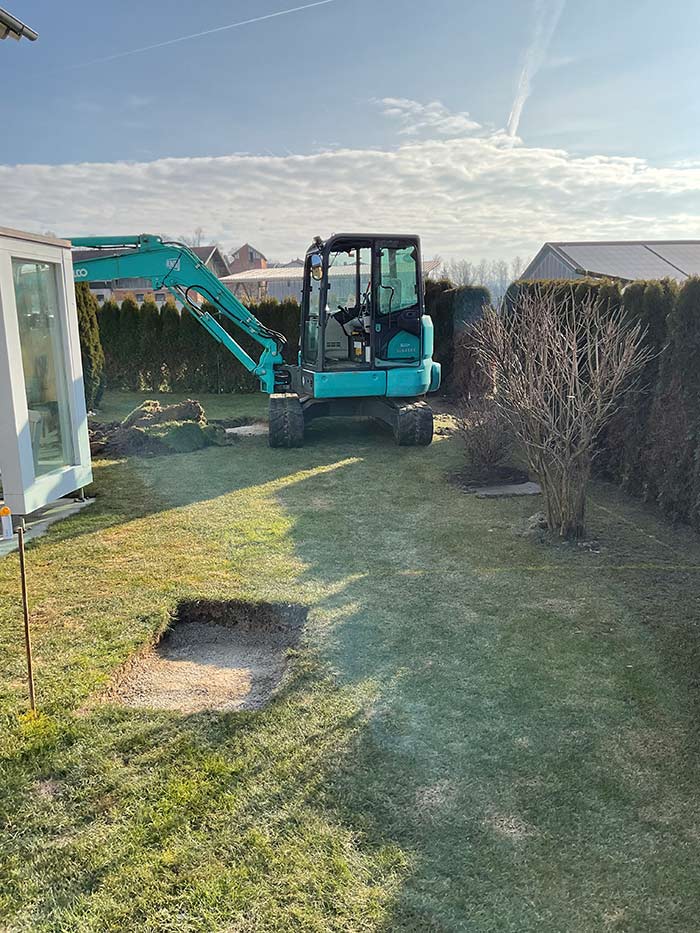 Beginn der Baggerarbeiten